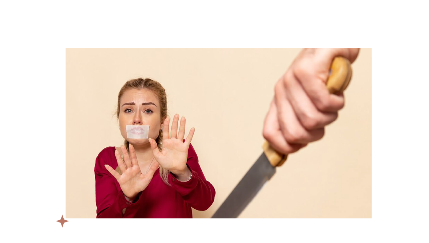 mujer siendo víctima de feminicidio