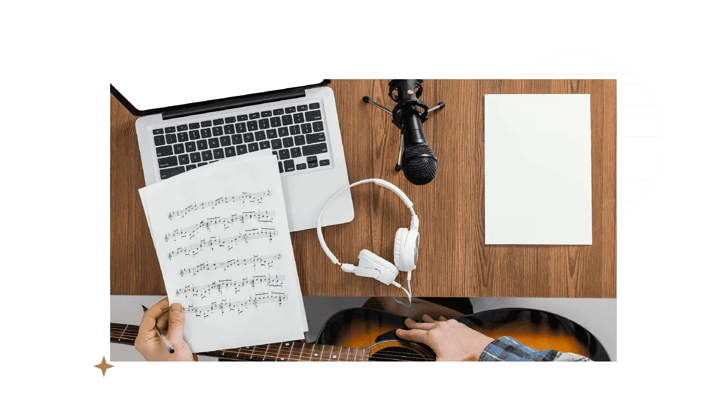 escritorio de un músico con unas partituras